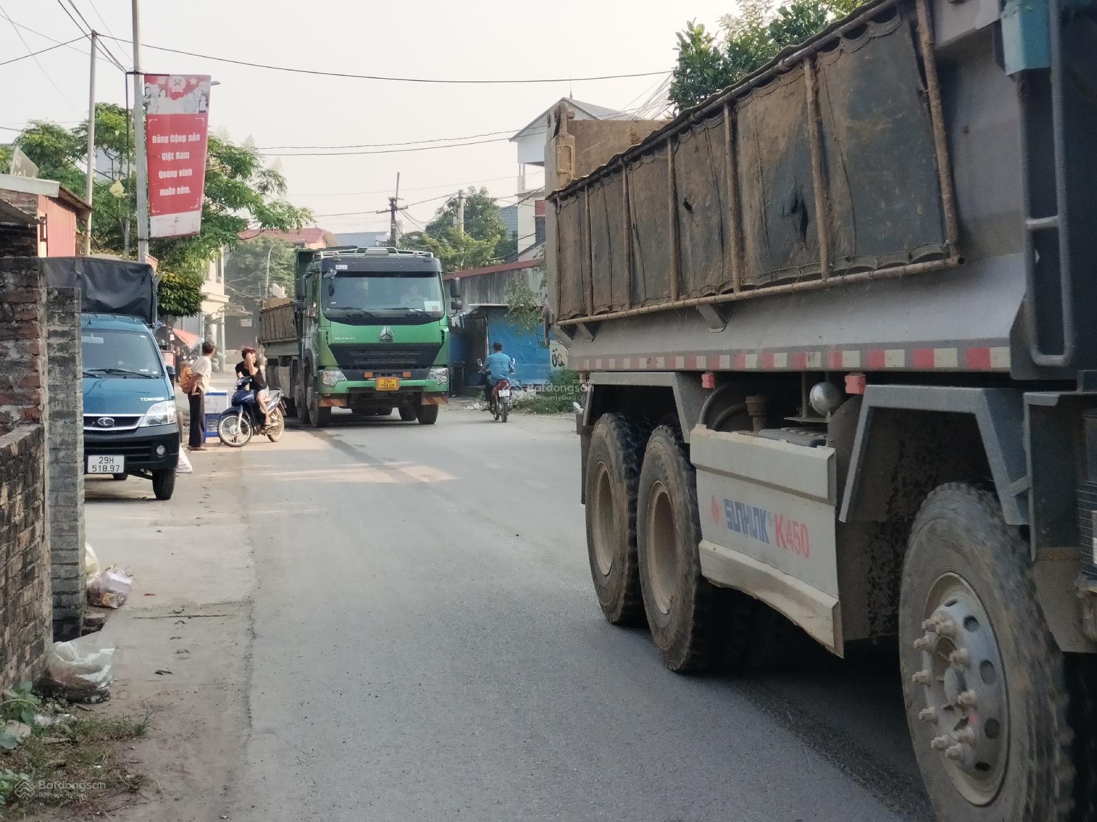 132m2 đất thổ cư tại trục chính đường liên huyện xã Hòa Thạch cũ. Diện tích 132m2 (có 100m2 thổ)