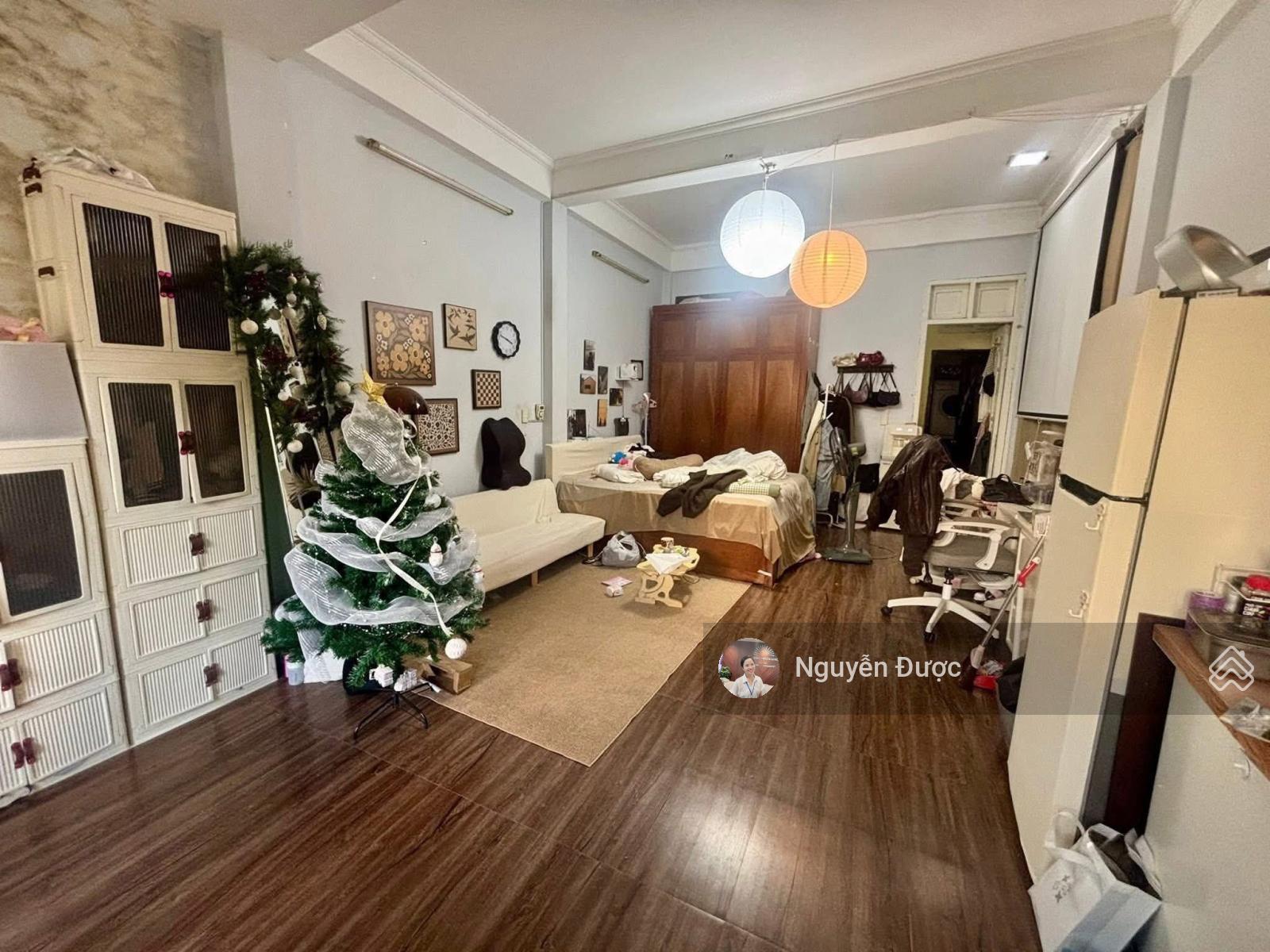 Mặt phố Đống Đa quận, vài bước ra Hồ Đắc Di, Xã Đàn 2, dt 52m2, mt 4.4m, sổ vuông, 4 tầng chỉ 30 tỷ