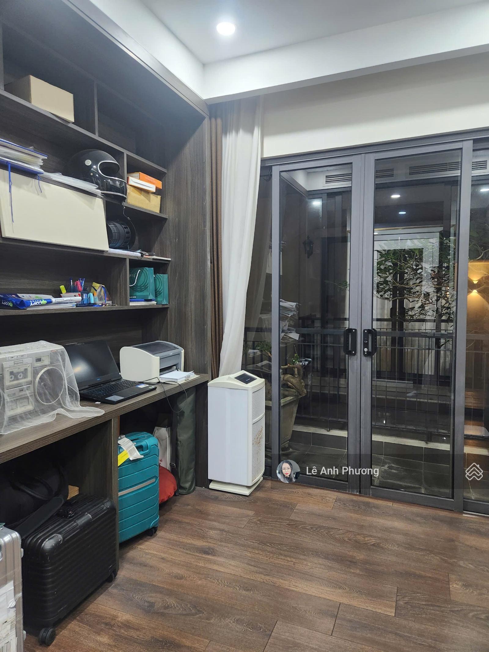 Chính chủ cần bán căn xẻ khe Gamuda. Giá bán : 45 tỷ full NT. LH: 0941 670 ***