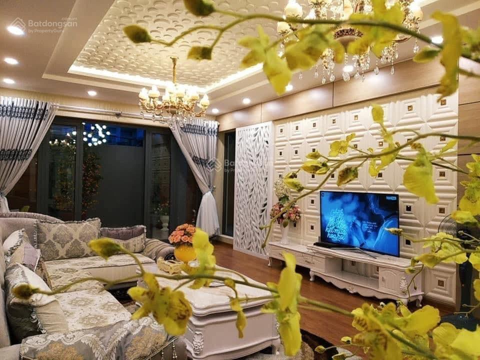 Bán biệt thự đẹp 3 tầng đường Ngô Thế Vinh, Hải Châu, DT 218 m2 giá 17,9 tỷ LH 0935 121 ***