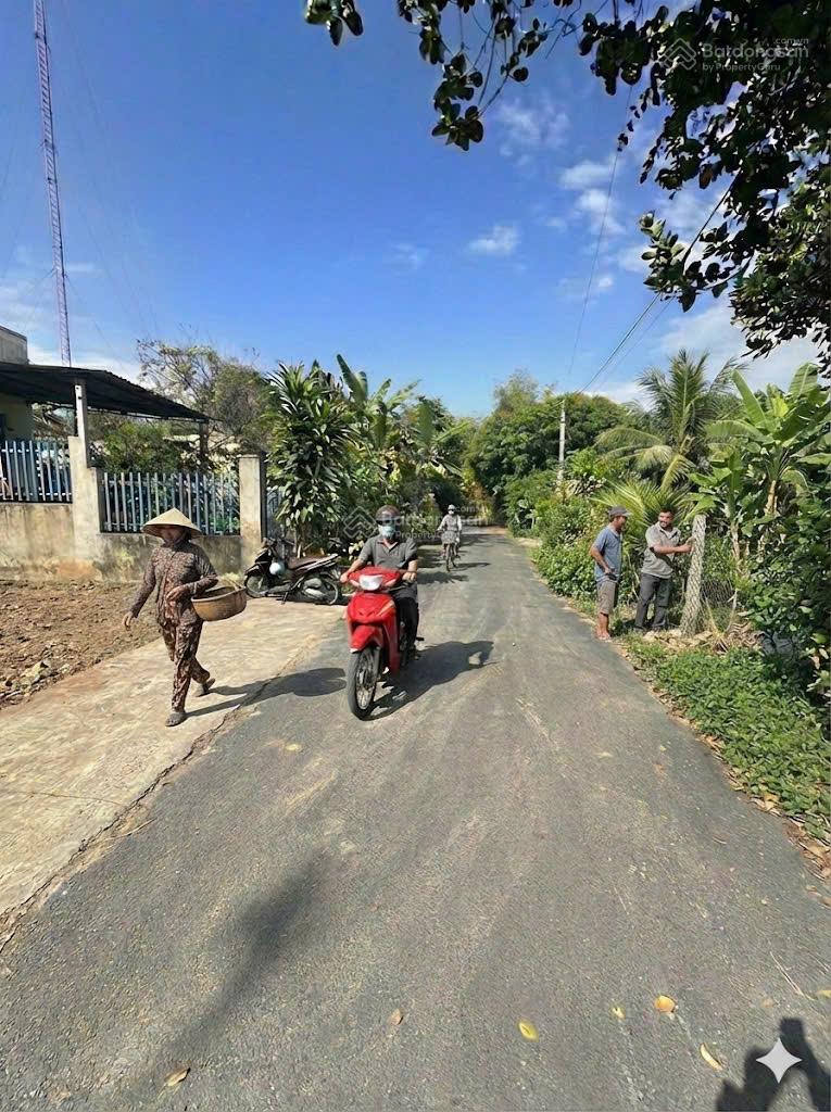 Tôi cần bán gấp lô đất thổ cư 6x26m full thổ cư, giá 1,15 tỷ mong gặp khách thiện trí