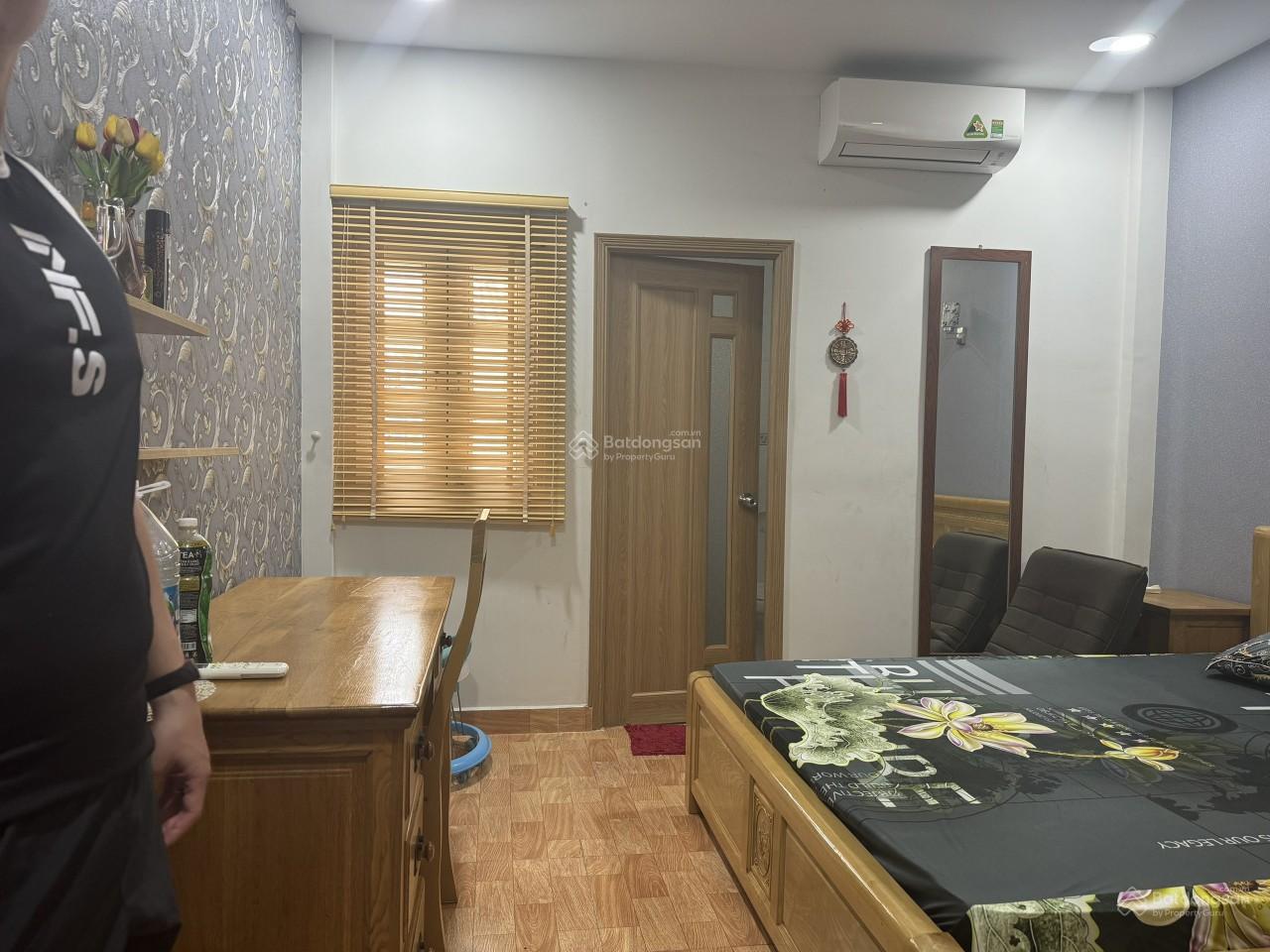 Bán nhà hẻm xe hơi đường Võ Văn Tần P5 quận 3. DT 4.2x22m - DTCN 86m2 - 4 tầng - giá chỉ 19 tỷ