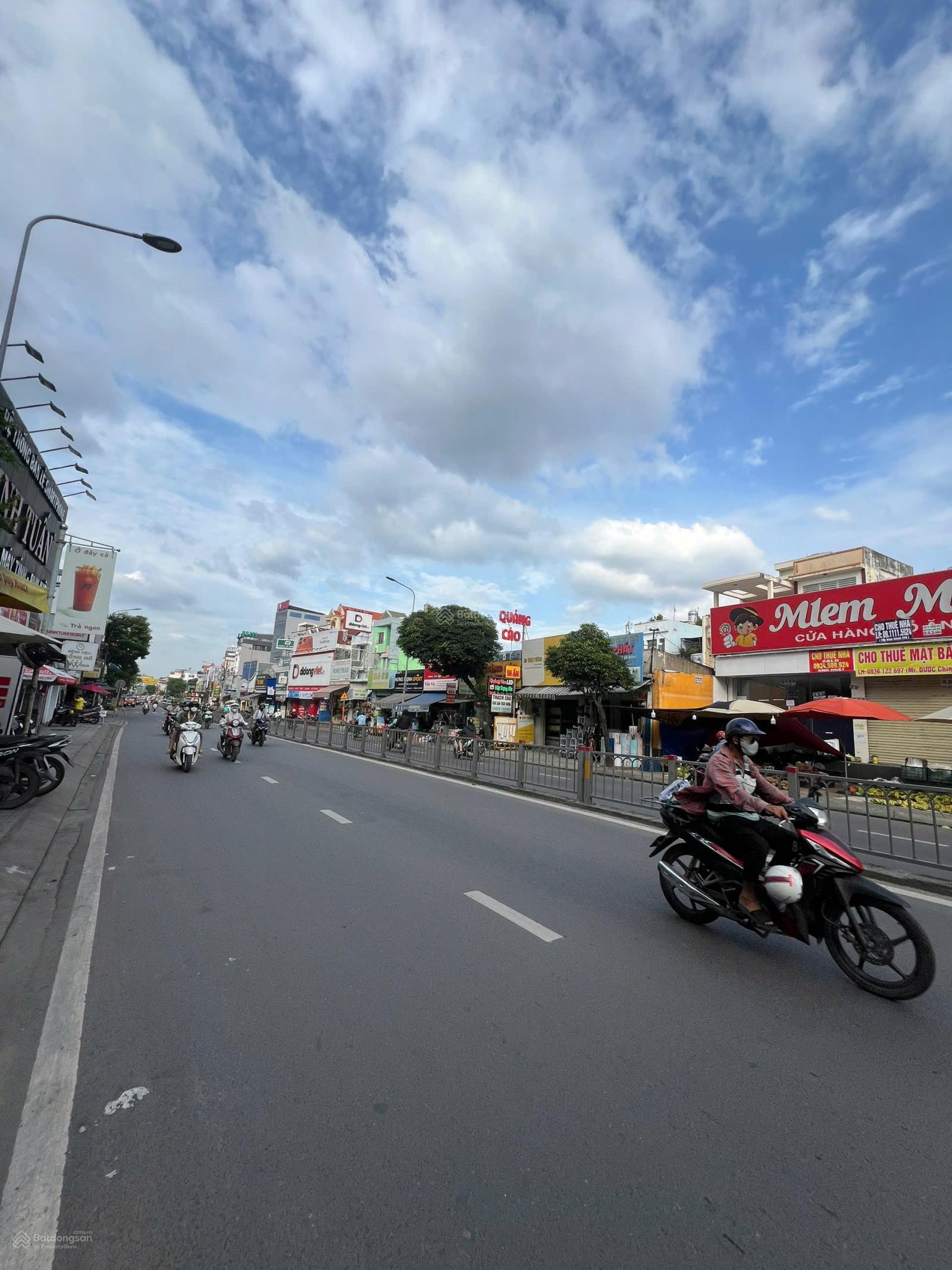 Cực hiếm, nhà mặt tiền siêu vị trí Nguyễn Oanh, 8x33m, giá 38 tỷ TL, đang cho thuê 40 triệu/th Cực hiếm, nhà mặt tiền siêu vị trí Nguyễn Oanh, 8x33m, giá 38 tỷ TL, đang cho thuê 40 triệu/th