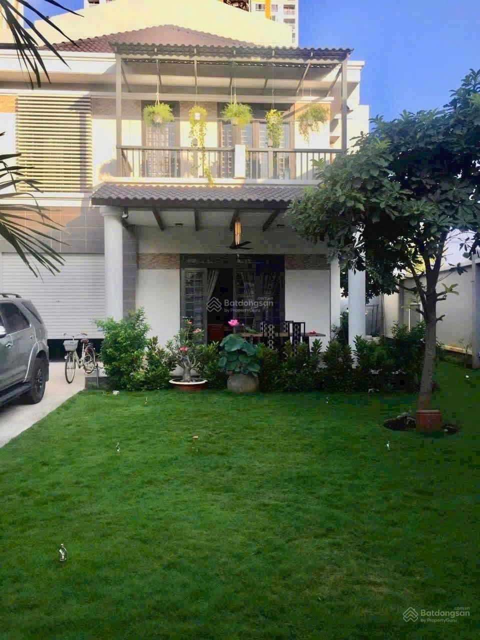 Villa hướng Đông gần ngay MT Nguyễn Văn Hưởng - 360m2 chỉ 60 tỷ còn bớt