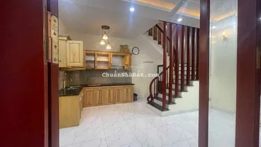 CC bán nhà tổ 14 Yên Nghĩa. DT 30m2 4T ôtô đỗ cổng cạnh chợ, gần trường giá 4tỷ250. LH 0362 088 ***