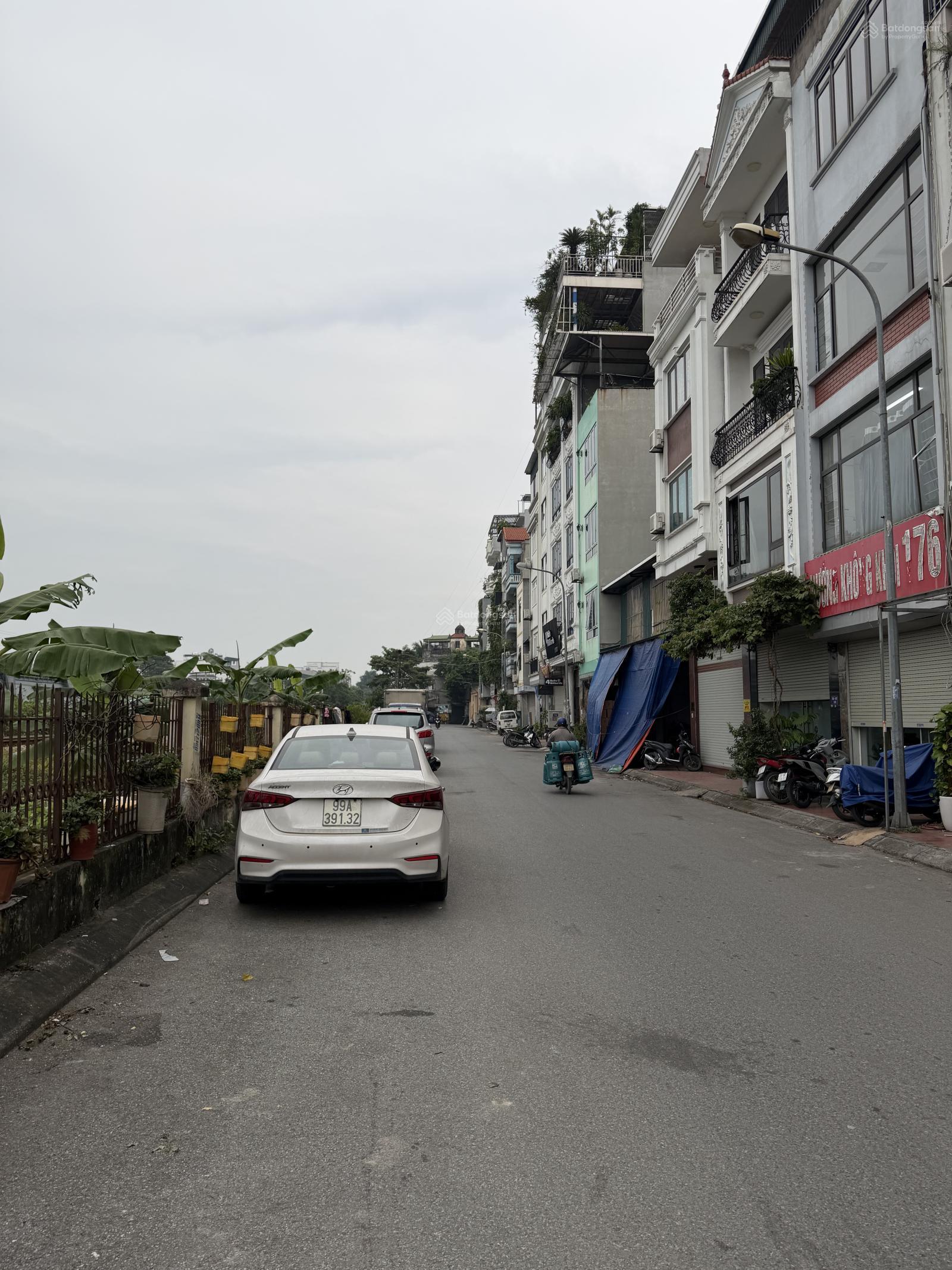 Thượng Thanh - Phân lô- Lô Góc - Kinh doanh- 2 làn ô tô tránh - view hồ - 53m2 MT 5m - 12,5 tỷ