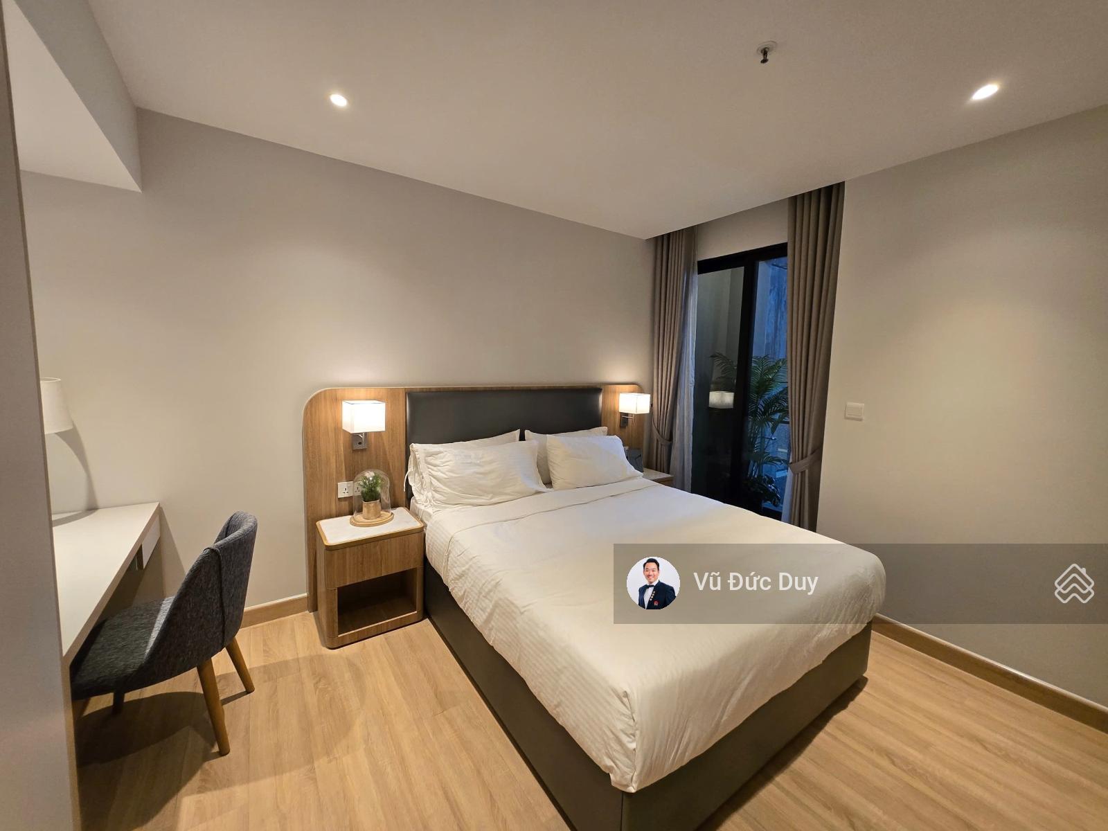 Quận 1, bán Zenity 3 phòng ngủ nội thất đẹp, tầng cao, sổ hồng, giá cực rẻ, sẵn hợp đồng thuê