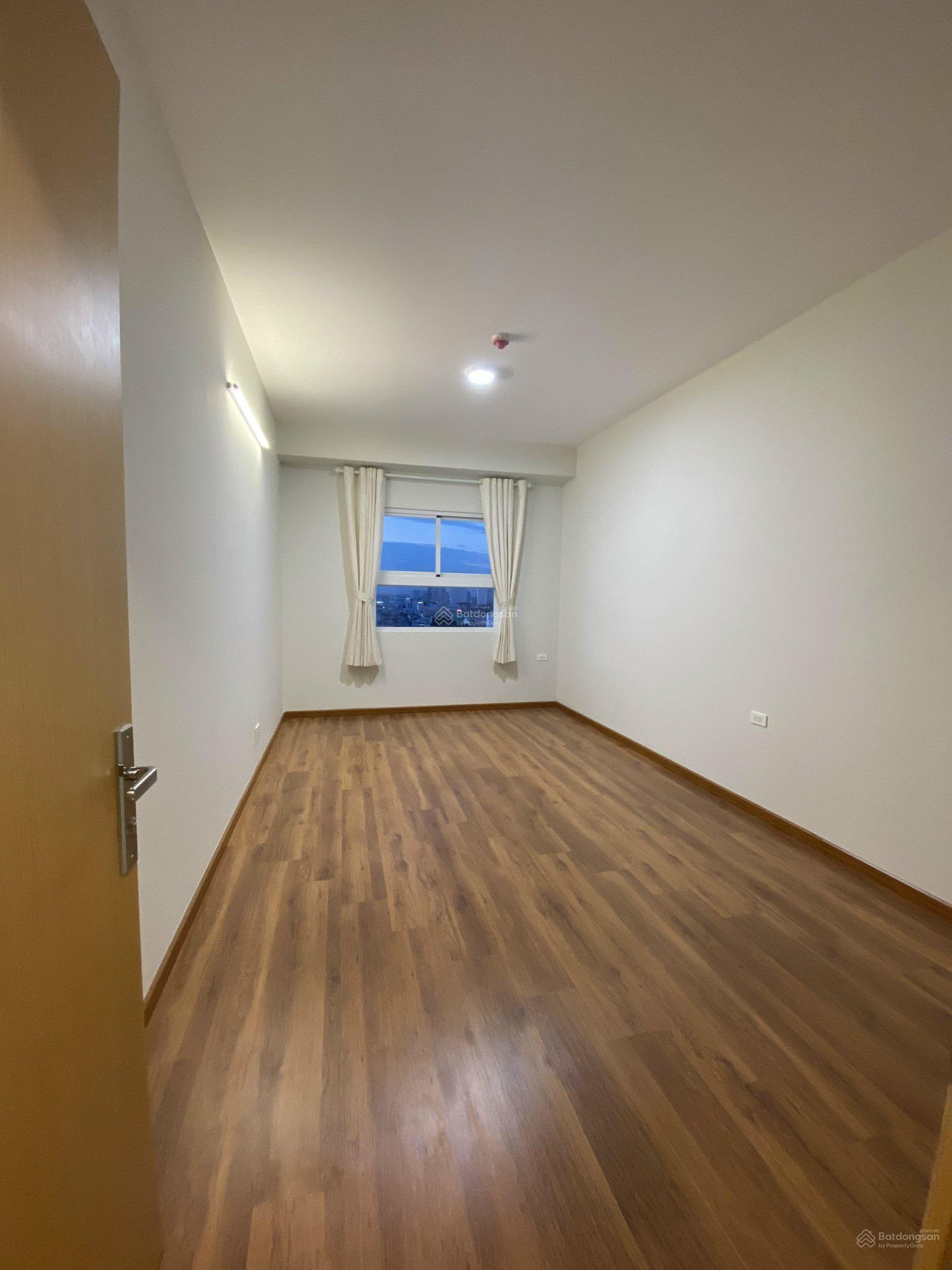 Cho thuê căn hộ 3PN-2WC Carillon- Tân Phú