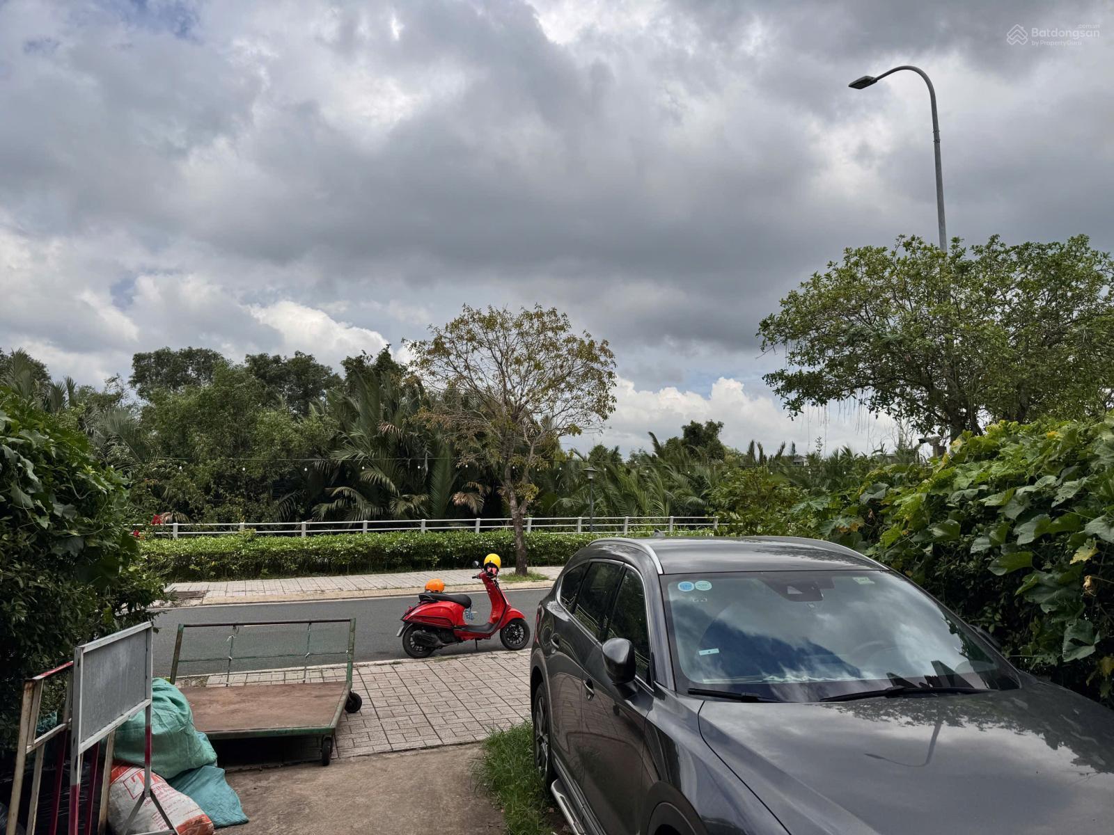 Bán nhà gốc đẹp view sông tại Rio Vista, 18 tỷ, 126m2, Q9, HCM Bán nhà gốc đẹp view sông tại Rio Vista, 18 tỷ, 126m2, Q9, HCM