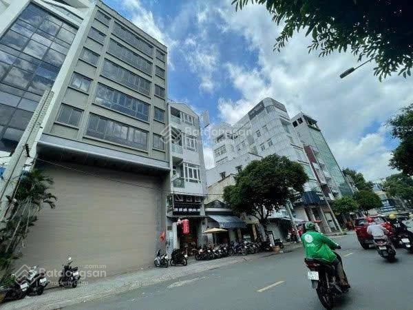 Bán gấp nhà MT 13B Hồ Hảo Hớn P. Cô Giang Quận 1 (10x20m) - 2 tầng - HĐT: 150 triệu - Giá 50 tỷ