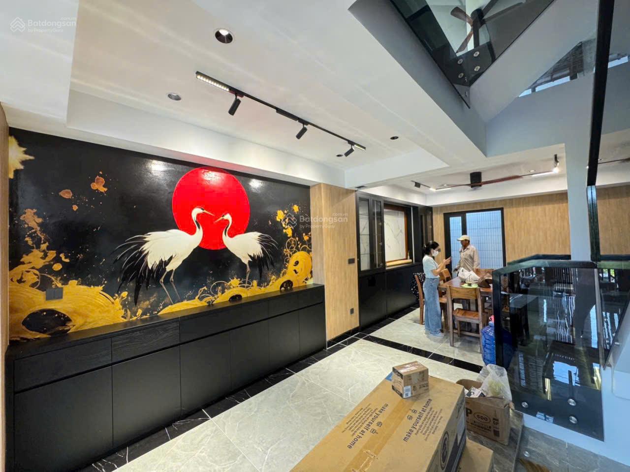 Nhà 5 tầng mới xây 210m2 sổ hồng riêng Phường Tam Bình, Thủ Đức