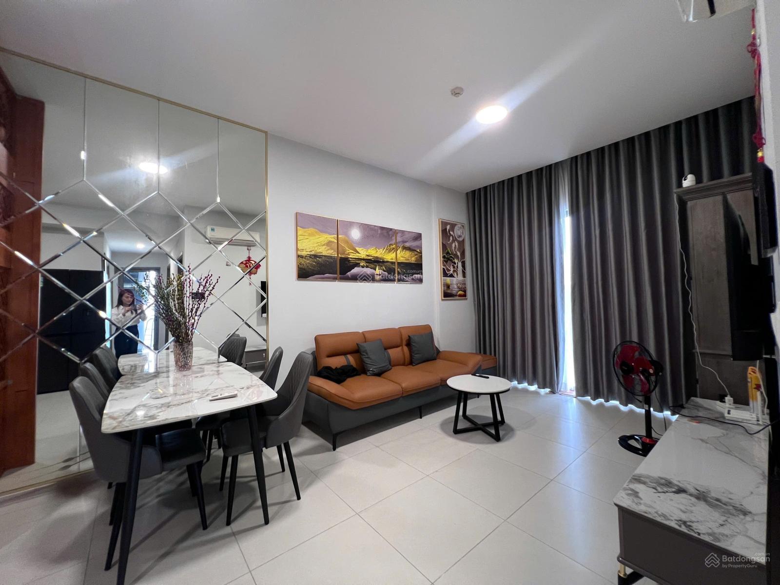 Cần Bán Căn 85m2 (3PN+ 2WC) Full Nội Thất 3.9 Tỷ , Hỗ Trợ Vay - Có Sổ Hồng - View Hồ Bơi