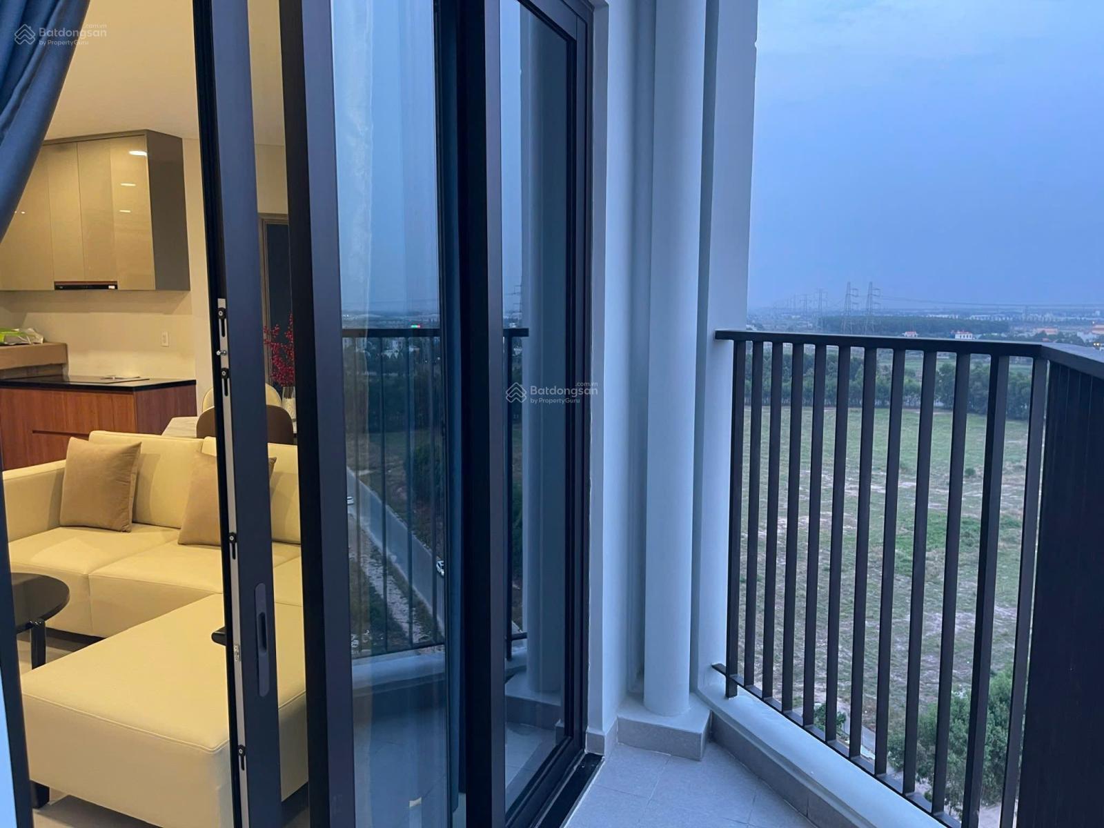 Bán căn hộ Sora Garden 2 thành phố mới - kế bên Aeon 2PN 2WC DT 79m2 căn gốc thoáng. Giá 3.8 tỷ