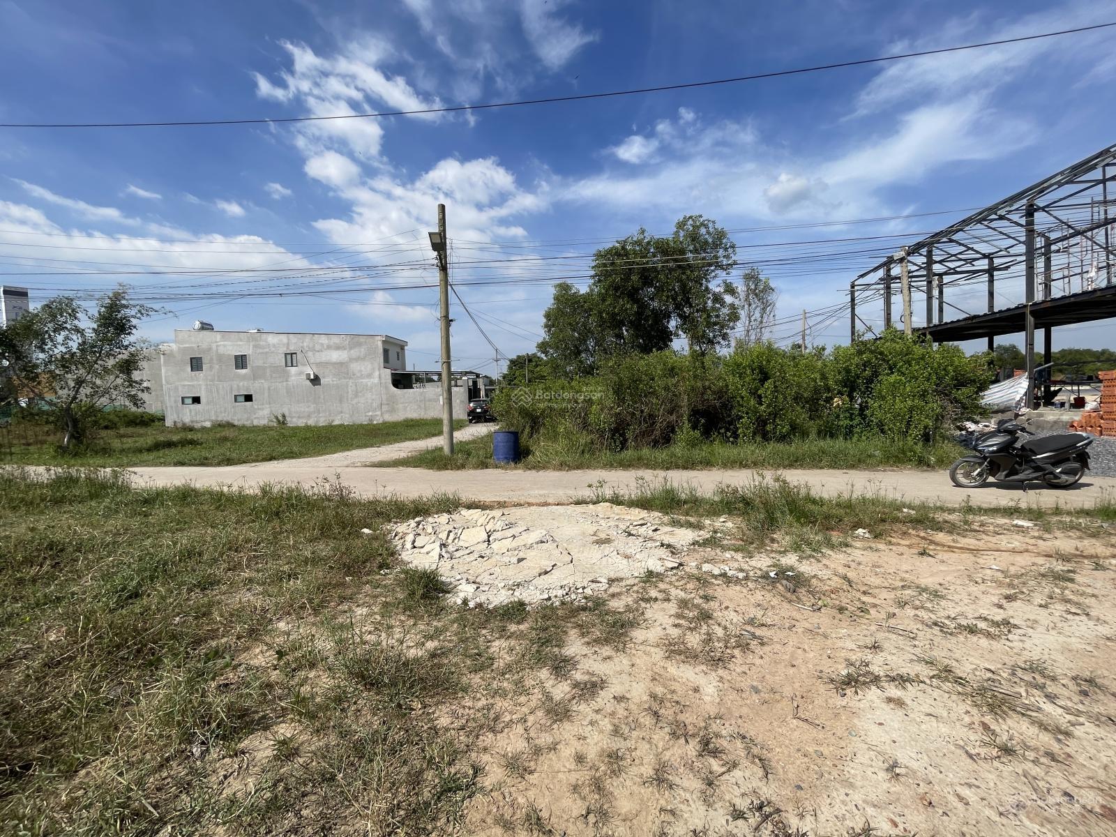 Đất rẻ đẹp Long thọ, cách hùng vương 50m, trường chinh 30m giá chỉ 1ty5