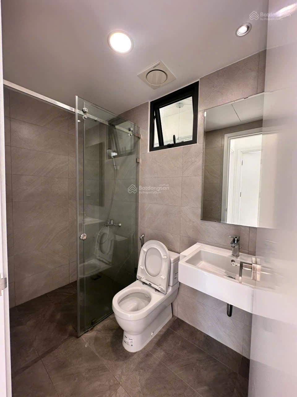 Chính chủ gửi bán 2PN2WC 71,3m2 giá 5tỷ6 sổ sẵn