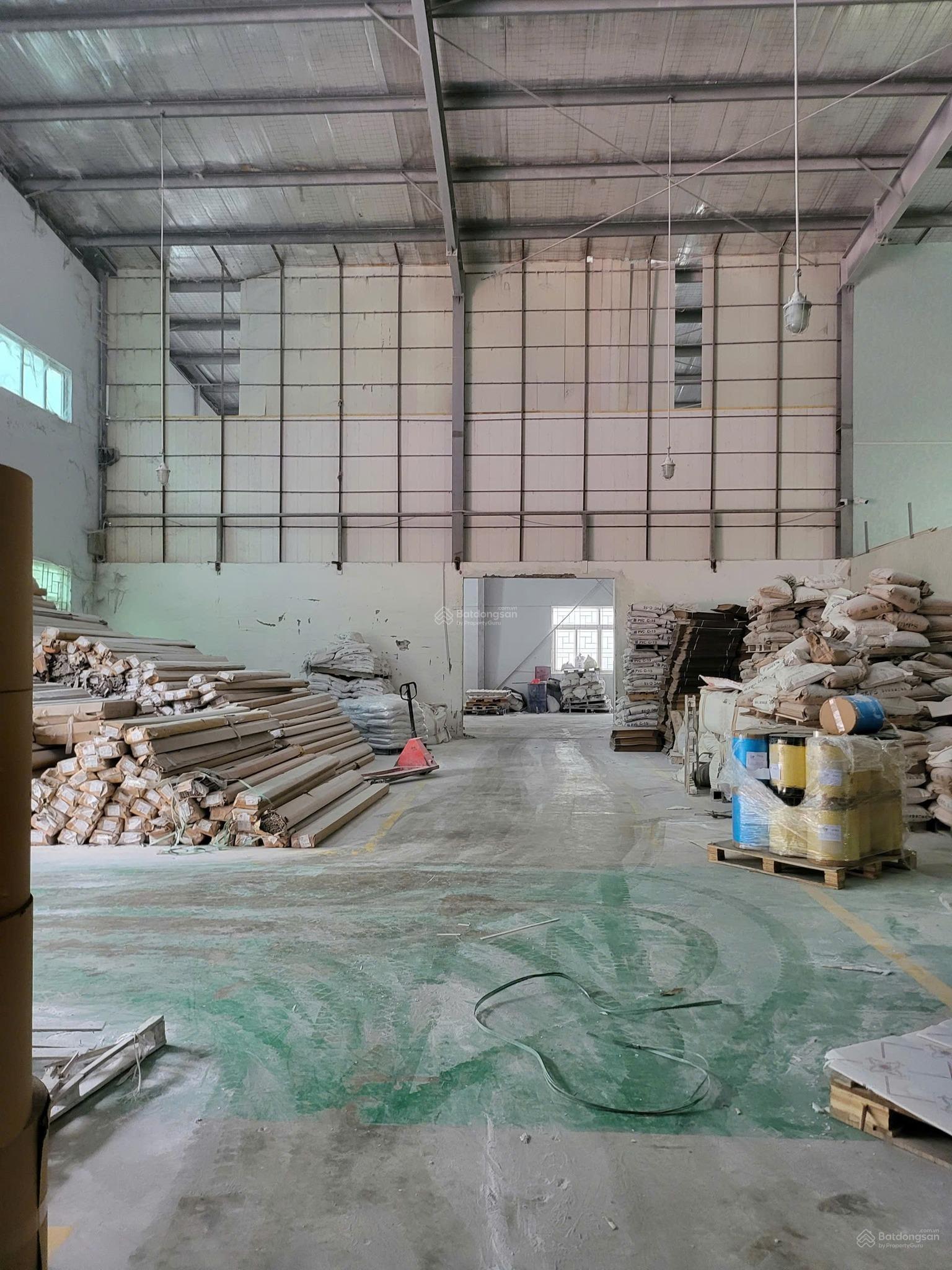 Cho thuê 3.800 m2 kho xưởng có PCCC đã nghiệm thu trong CCN Ngọc Hồi, Thanh Trì, Hà Nội. Giá hợp lý