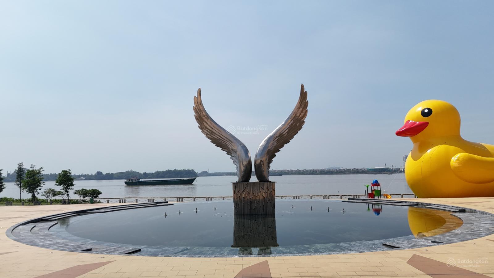 Căn duy nhất khu The Suite 160m2 - Đường thông giá chỉ 8 tỷ Bao thuế phí - Rẻ nhất Aqua City