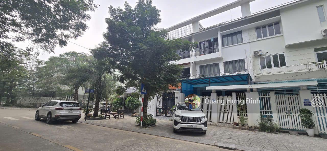 Chỉ 28 Tỷ Biệt Thự Geleximco Lê Trọng Tấn 160m2-8m Mặt Tiền, Có Sân Vườn, Đường 20m, Nhiều Tiện Ích Chỉ 28 Tỷ Biệt Thự Geleximco Lê Trọng Tấn 160m2-8m Mặt Tiền, Có Sân Vườn, Đường 20m, Nhiều Tiện Ích