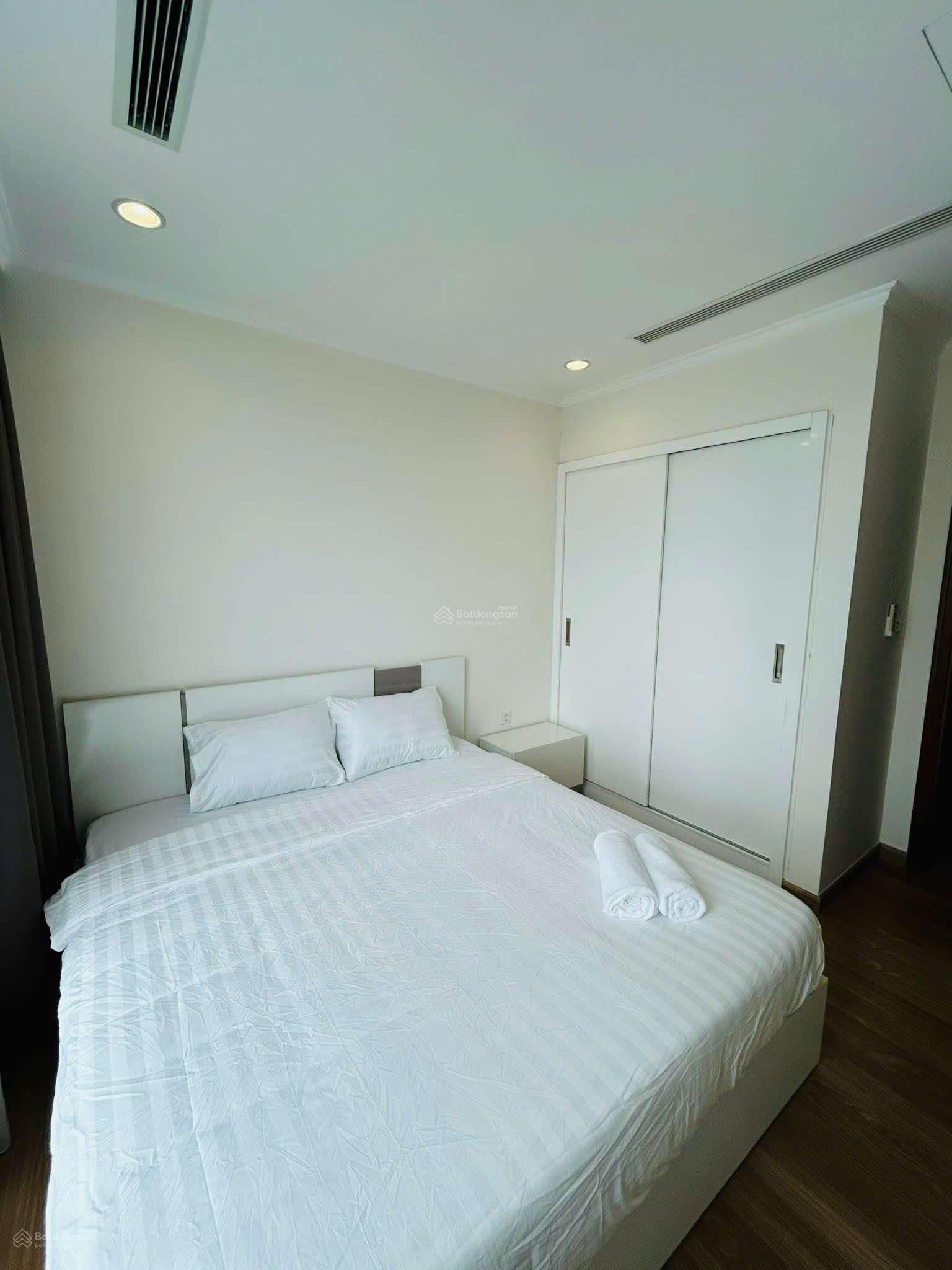 Giá tốt, 2 ngủ 75m2 giá chỉ 8,65 tỷ. Nhà đẹp