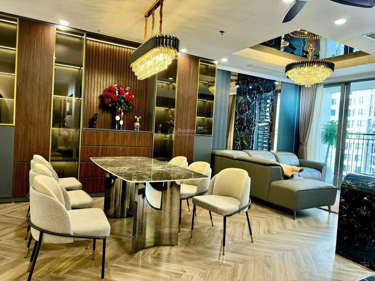 Cho thuê căn 3 ngủ góc 3pn zurich 2 . Giá 16tr/ tháng