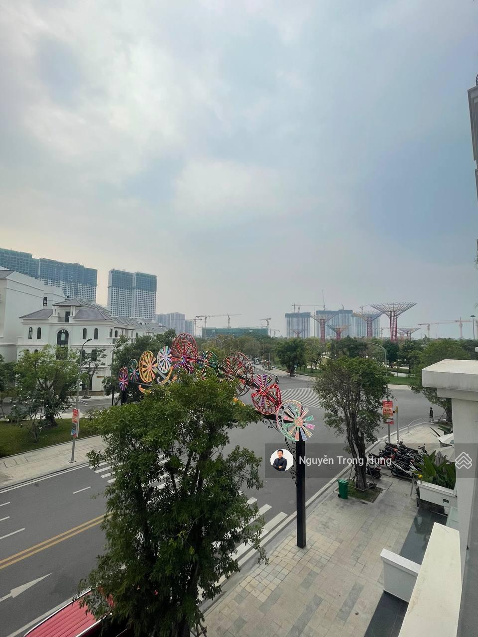 Nhà phố MT trục D2A trục đường chính đông đúc sầm uất nhất dự án phù hợp spa, văn phòng, showroom