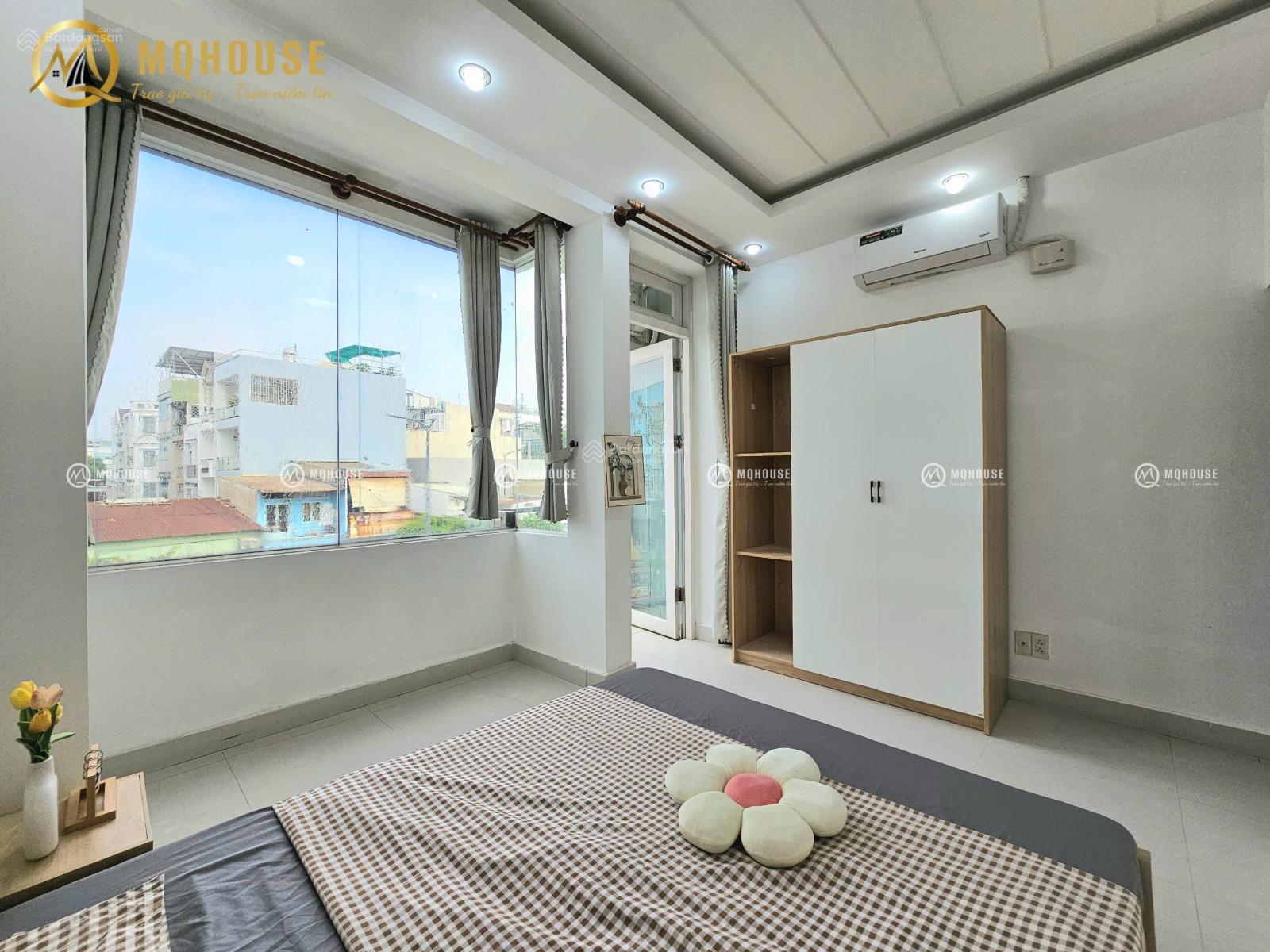 Cho thuê căn hộ 1PN ban công - giặt riêng - ngay Hoà Bình, Tân Phú - 0703 992 ***