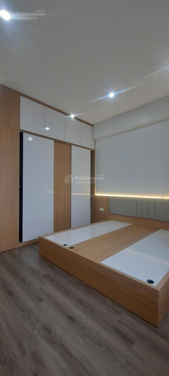 Tôi chính chủ cần bán gấp chung cư 2 phòng ngủ tòa CT4 giá rẻ nhất khu đô thị Xa La