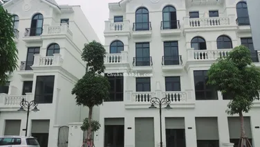 Liền kề xẻ khe 98m2 công năng như biệt thự tứ lập, hướng đông nam, gần hồ. DT 98m2 giá 21.1 tỷ BP