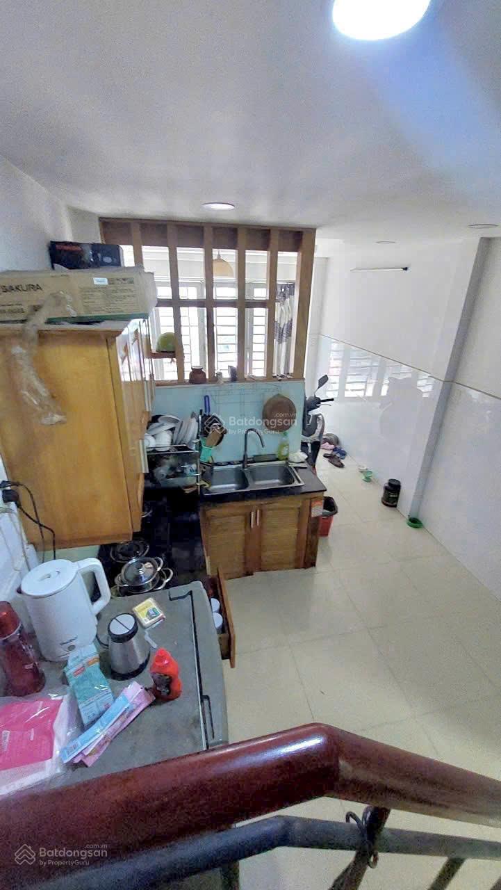 Bán nhà Nguyễn Du, Gò Vấp DT 38m2, kết cấu 1 trệt, 2 lầu, 2 ban công, 3PN, 3WC, giá có TL, LH ngay