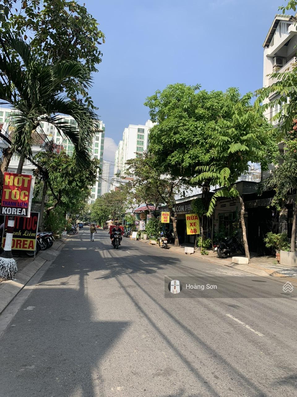 Bán nhà đường số Tân Quy, Quận 7 (DT 8x18m) 5 tầng, giá tốt đầu tư