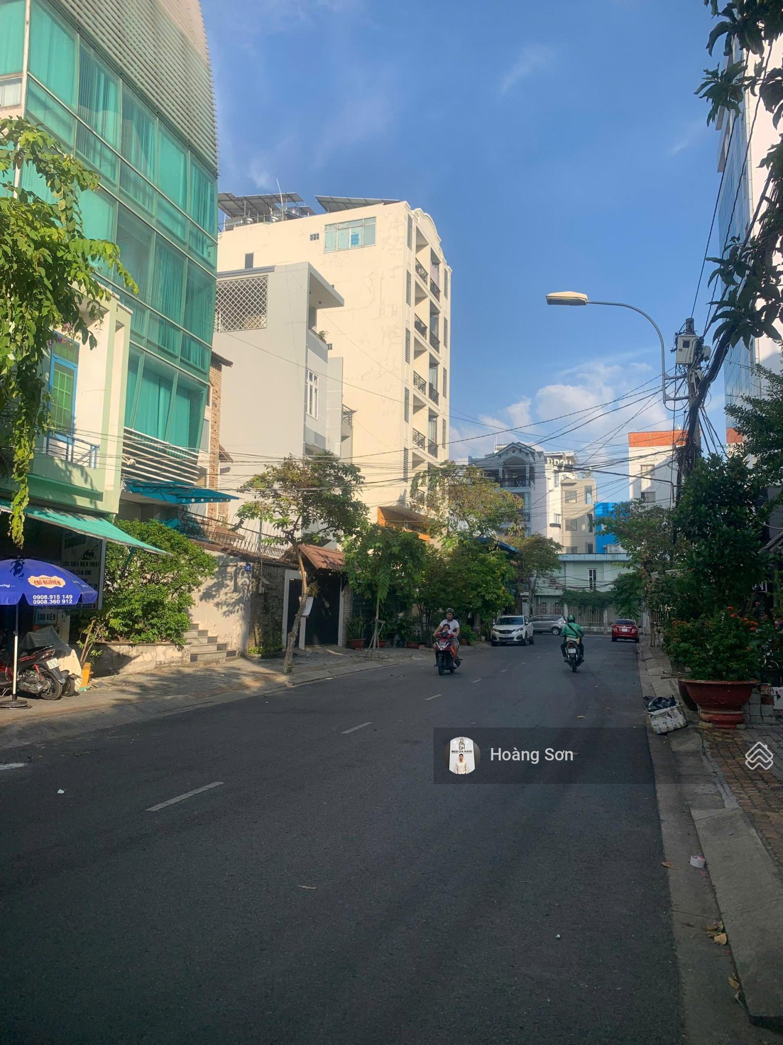 Bán nhà đường số Tân Quy, Quận 7 (DT 8x18m) 5 tầng, giá tốt đầu tư