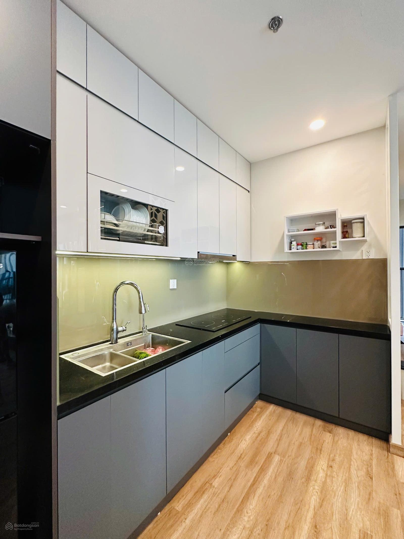 Chính chủ bán 2pn 2vs Onsen Ecopark, nhìn ra hồ, giá 6,3 tỷ. LH 0979 981 *** Chính chủ bán 2pn 2vs Onsen Ecopark, nhìn ra hồ, giá 6,3 tỷ. LH 0979 981 ***