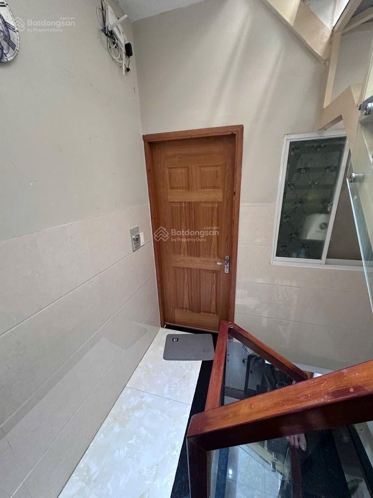 Q1, ngay hẻm Bộ Công An 10m ra hẻm xe tải, 70m ra Mặt tiền Trần Hưng Đạo, 3tầng, 27.1m2, 5 tỷ 250tr