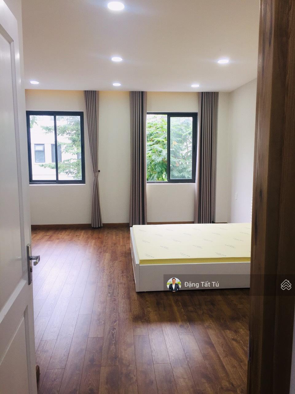 Cho thuê nguyên căn nhà phố lakeview city giá 29tr/th đầy đủ nội thất. Lh: 0917 330 ***