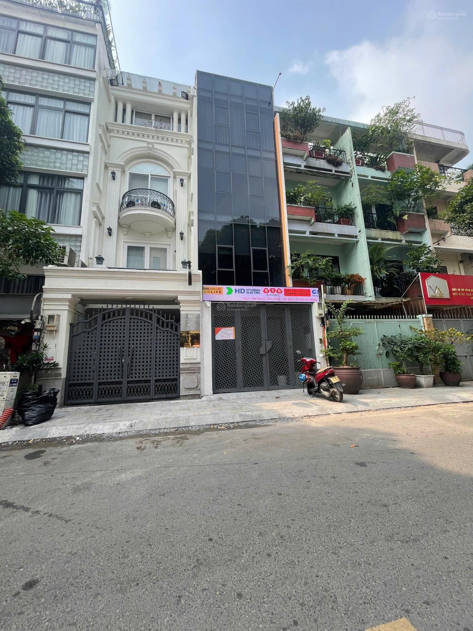 Mặt tiền đường Lý Văn Phức 4x16.6m, nhà 3 lầu giá 24.8 tỷ TL