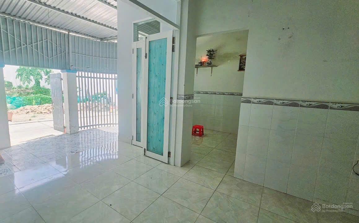 Lô góc hai mặt tiền tái định cư Đất Lành Vĩnh Thái DT 96m2 đường ô tô