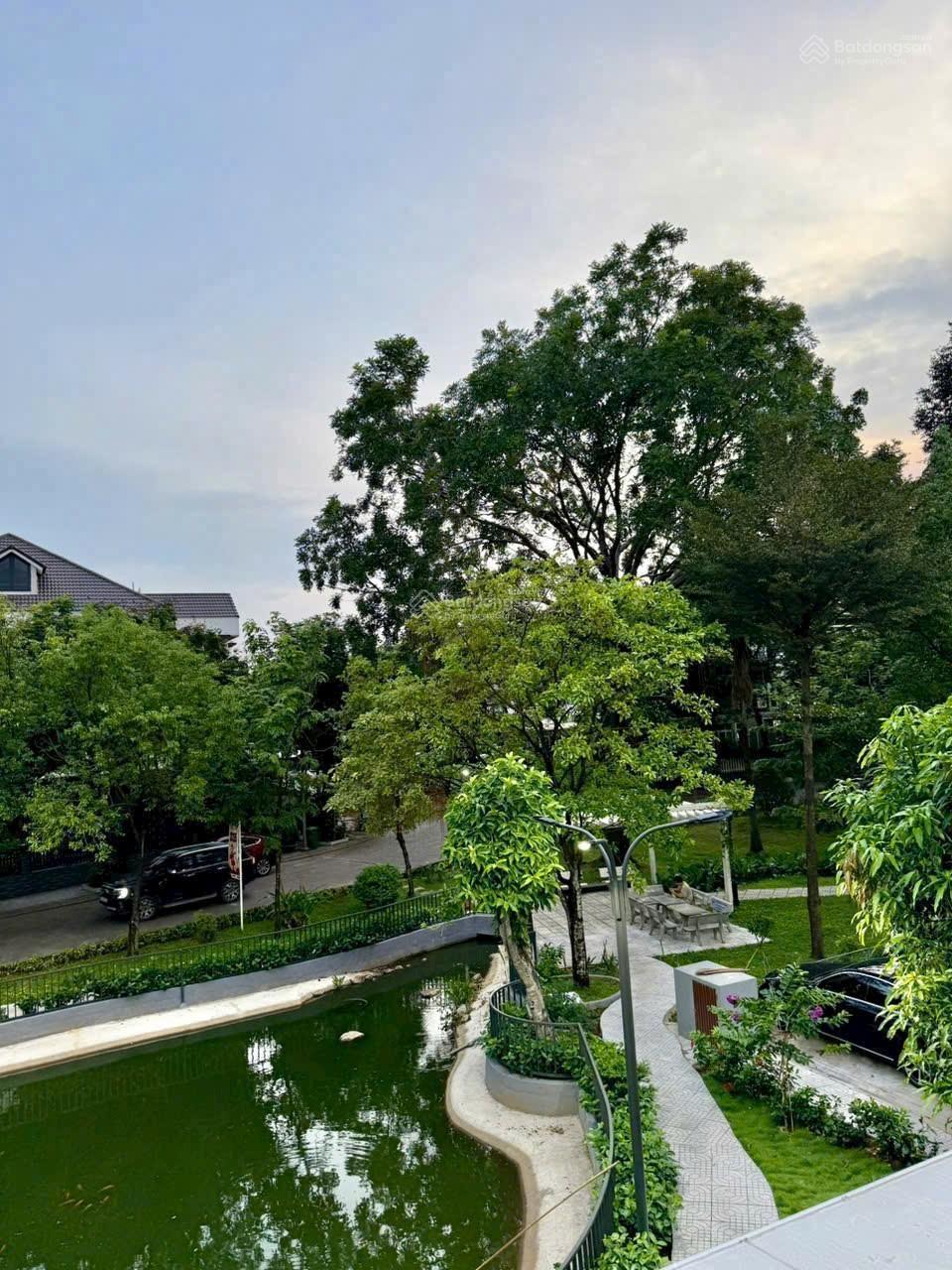 Biệt Thự có chốt bảo vệ riêng , khu đồng bộ công viên, hồ bơi Tại P. Hiệp Bình phước, Q. TĐ