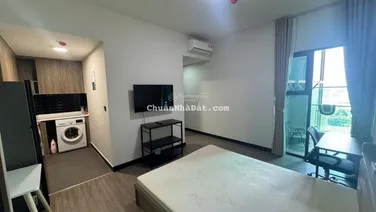 Thuê Delasol 35m2 ban công view sông giá chỉ 12tr5 sát Bên Vân Đồn Quận 4 sát Q1, Q3 LH 0775 924 ***