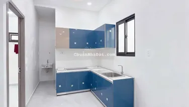 Bán nhà đẹp 2 tầng vào ở ngay trên đường đoàn văn bơ.