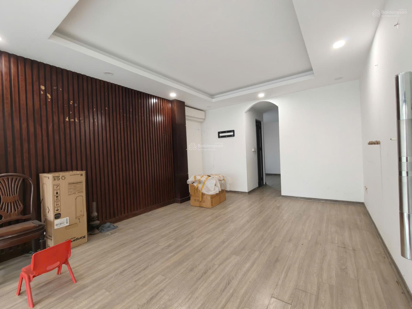 CHO THUÊ TOÀ NHÀ 4TẦNG LÔ GÓC NHIỀU ÁNH SÁNG Diện tích: 90m² x 6 tầng Thiết kế 7 phòng