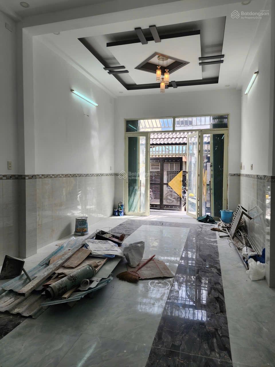 Bán nhà mặt tiền hẻm xe hơi Lê Văn Lương Phước Kiển, DT 70m2 XD 3tầng, sổ hồng riêng, Giá 5.2tỷ