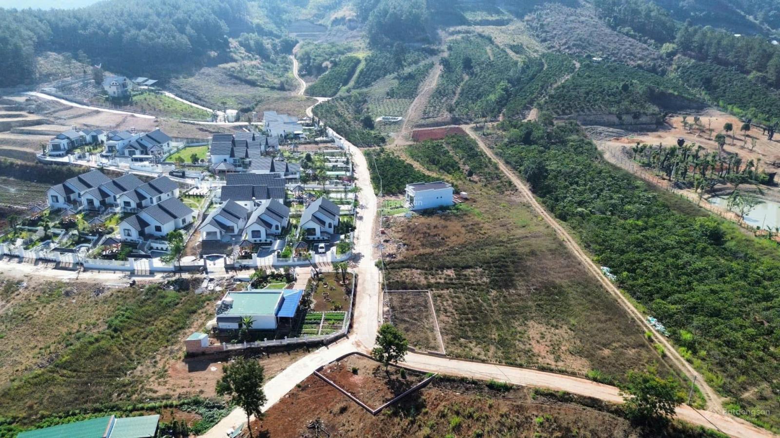 BÁN LÔ ĐẤT NGAY KHU BIỆT THỰ HT86 . SHR 667M2 , 2 MẶT TIỀN ĐƯỜNG ÔTÔ