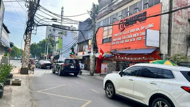 Bán gấp! Góc 03 mặt tiền Nguyễn Văn Lạc - sát vách Quận 1. DT 6mx30m (7 tầng) - 38 tỷ