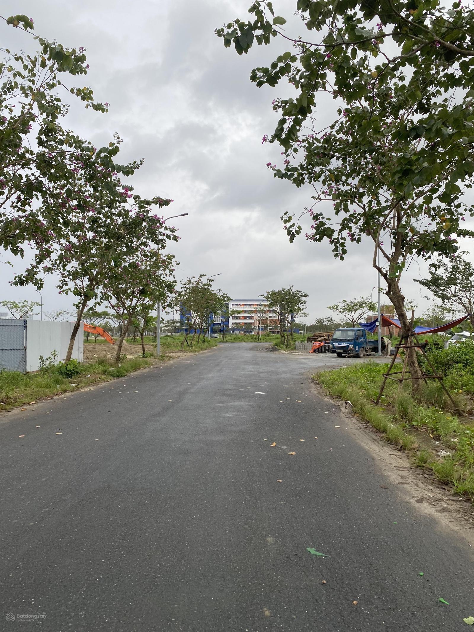 Bán lô đất đẹp T2 FPT nằm sát tòa FPT Plaza 4 vị trí vàng , cực hiếm giá cần bán