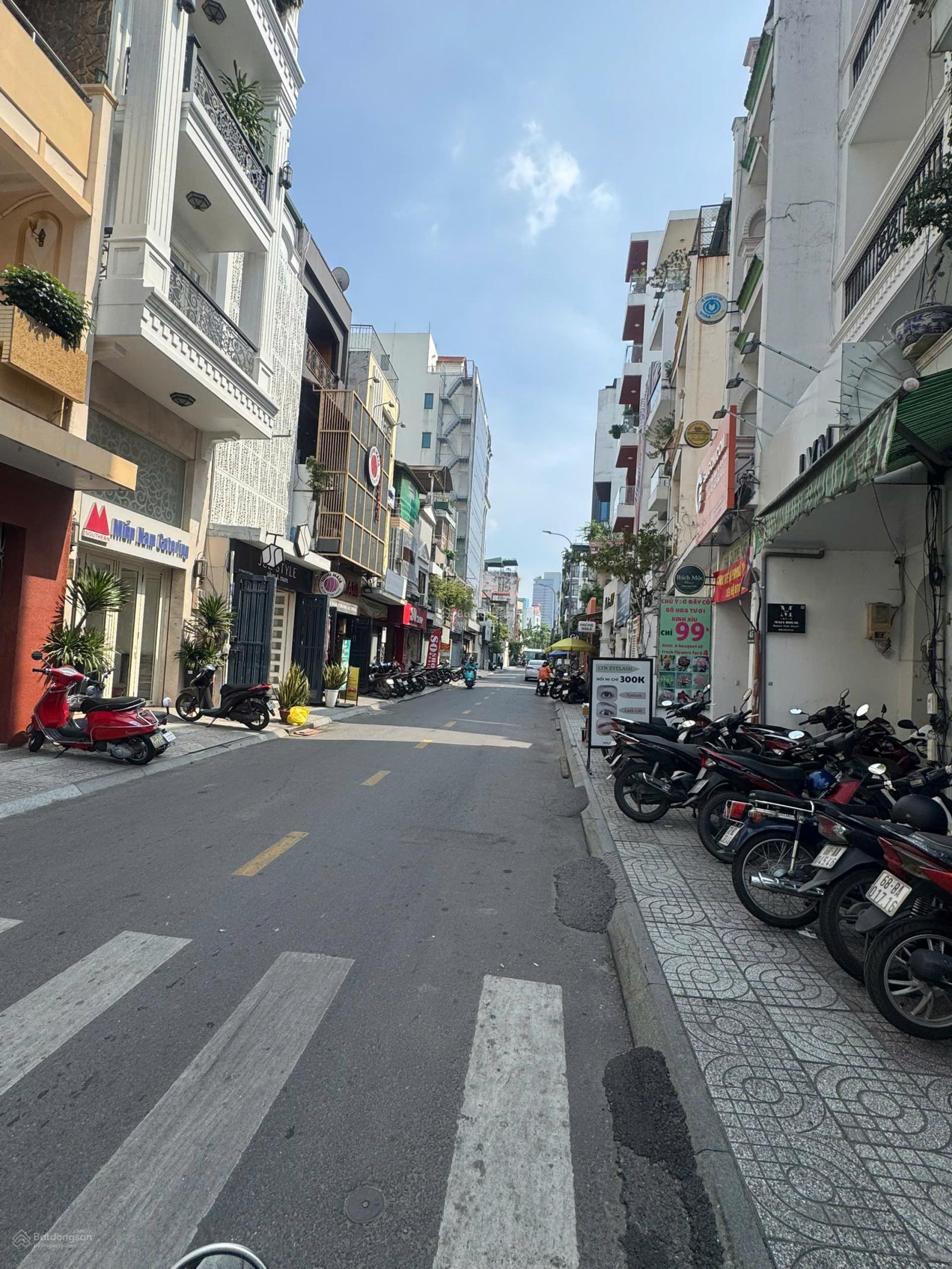 Bán Tòa Nhà Mt Vip Nhất Lê Văn Sỹ, Q3 - Dt: 6,9x16m - Cn:105m2 - 5 Tầng - Hđt: 50tr/th - Giá 32 Tỷ