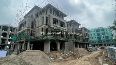 Bán căn BT hoa hậu DT 160m2 giá 128tr/m2 hướng ĐN tại Vaquarius Văn Giang, có đang được HTLS 0%
