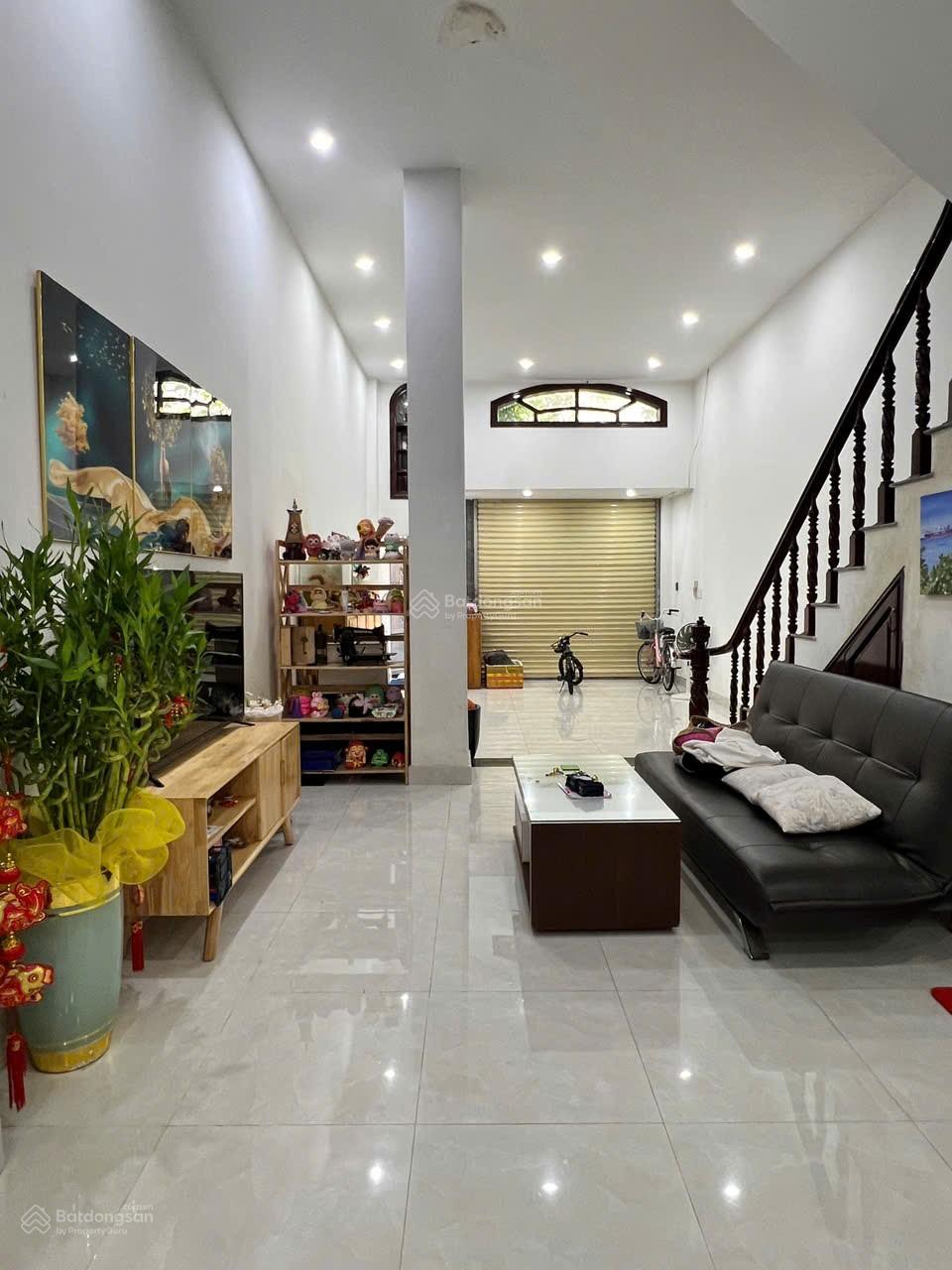 1 trệt 3 lầu đường vỉa hè 10m Xô Viết Nghệ Tĩnh