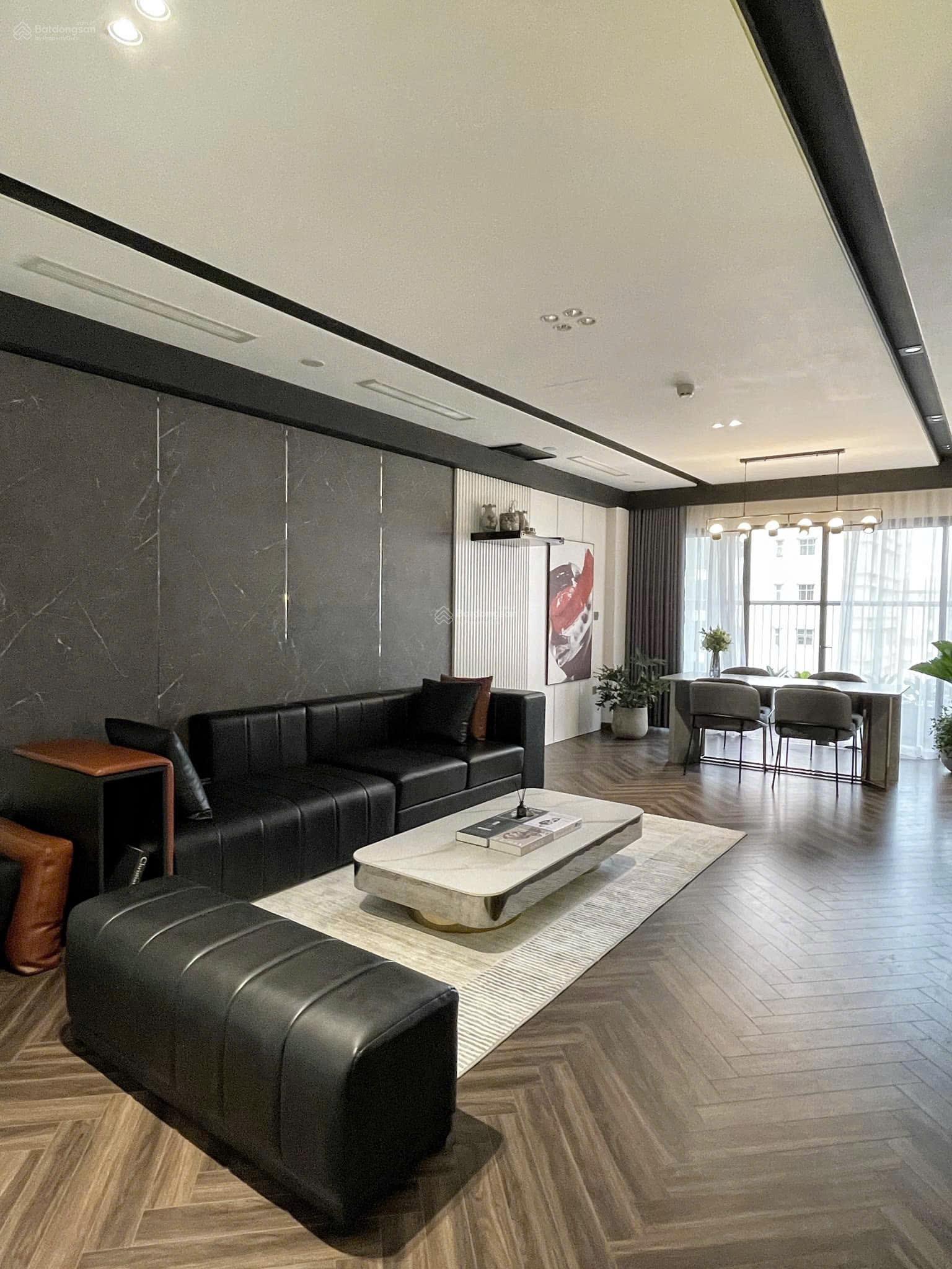 Bán căn góc 3PN ban công Đông Nam full nội thất dự án Home City 177 Trung Kính