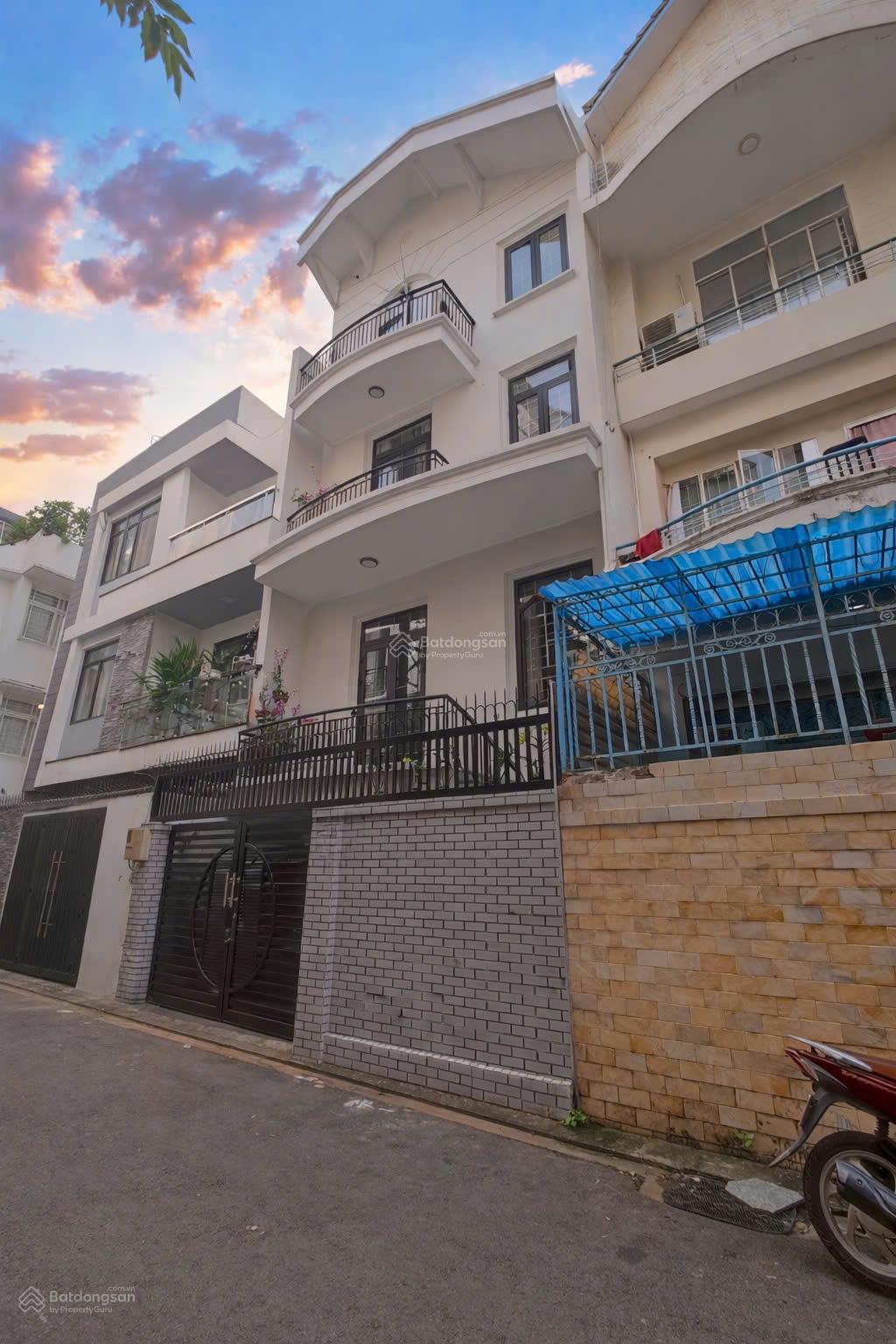 Nhà đẹp 4 tầng. 6x16,5m. Hẻm nhựa 7m, khu VIP Hồng Hà - Lam Sơn. 16 tỷ thương lượng