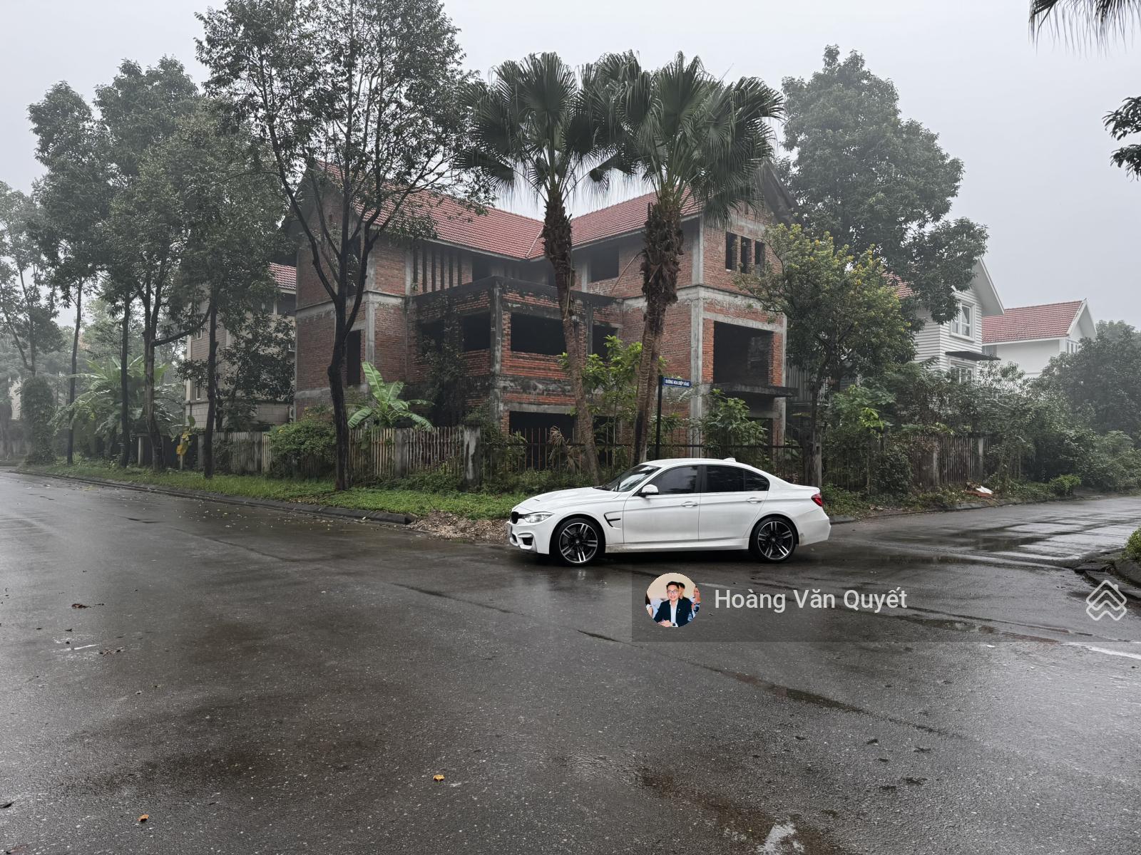 Bán biệt thự góc đẹp 450m2 đường rộng 15,5m Khu biệt thự Long Việt giá 63triệu /m2. LH 0962 202 ***